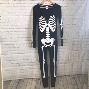 ✨ RARE ✨ Victoria Secret Skeleton Onsie